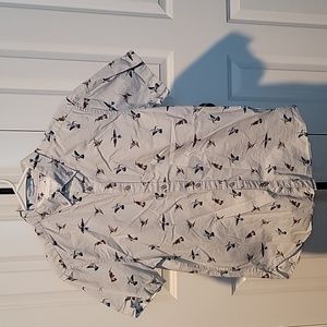 Mens Denim & Flower Casual Button Down Size Small light blue with hummingbirds